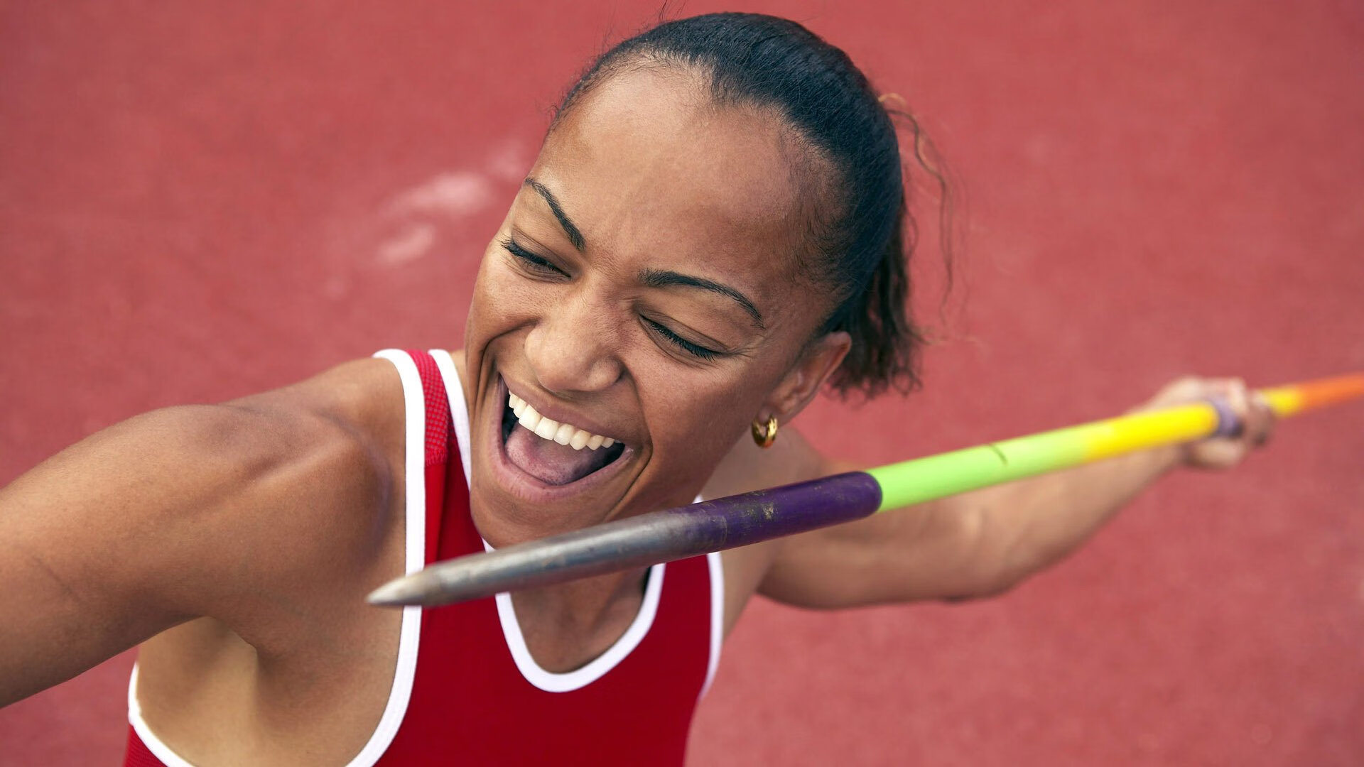 詹姆斯与高中教练重聚感动热泪，詹姆斯高中队友进nba了么